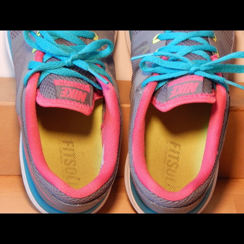 Nike Trainers - Picture 5 of 7